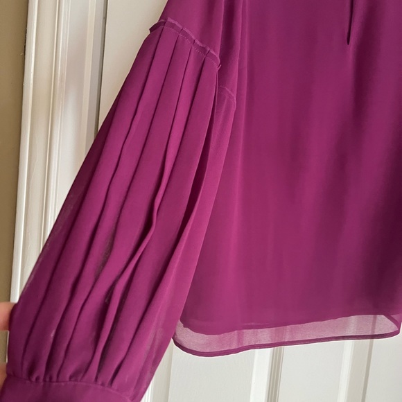 Unique long sleeved blouse - size 8 - Picture 5 of 5